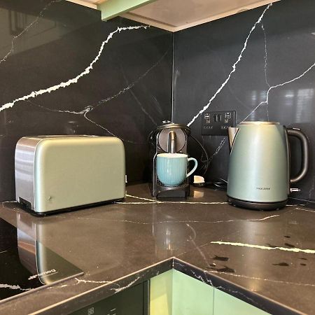 לונדון Earl'S Court Luxe Apartment מראה חיצוני תמונה