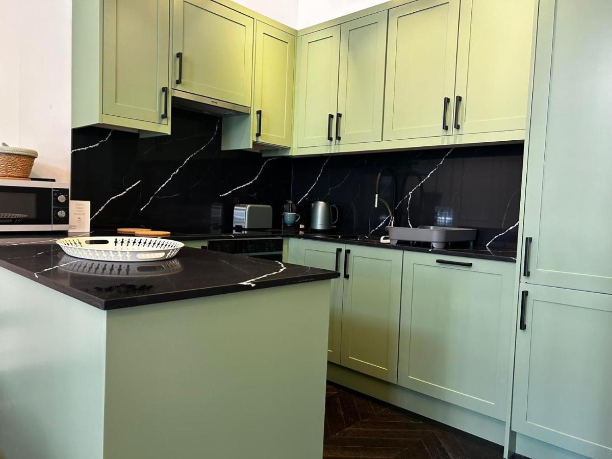 לונדון Earl'S Court Luxe Apartment מראה חיצוני תמונה