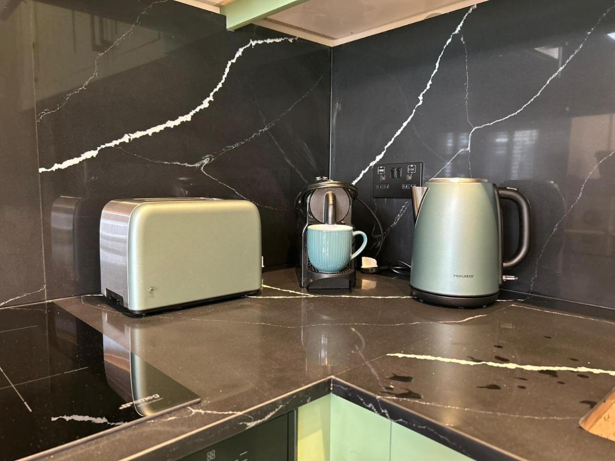 לונדון Earl'S Court Luxe Apartment מראה חיצוני תמונה