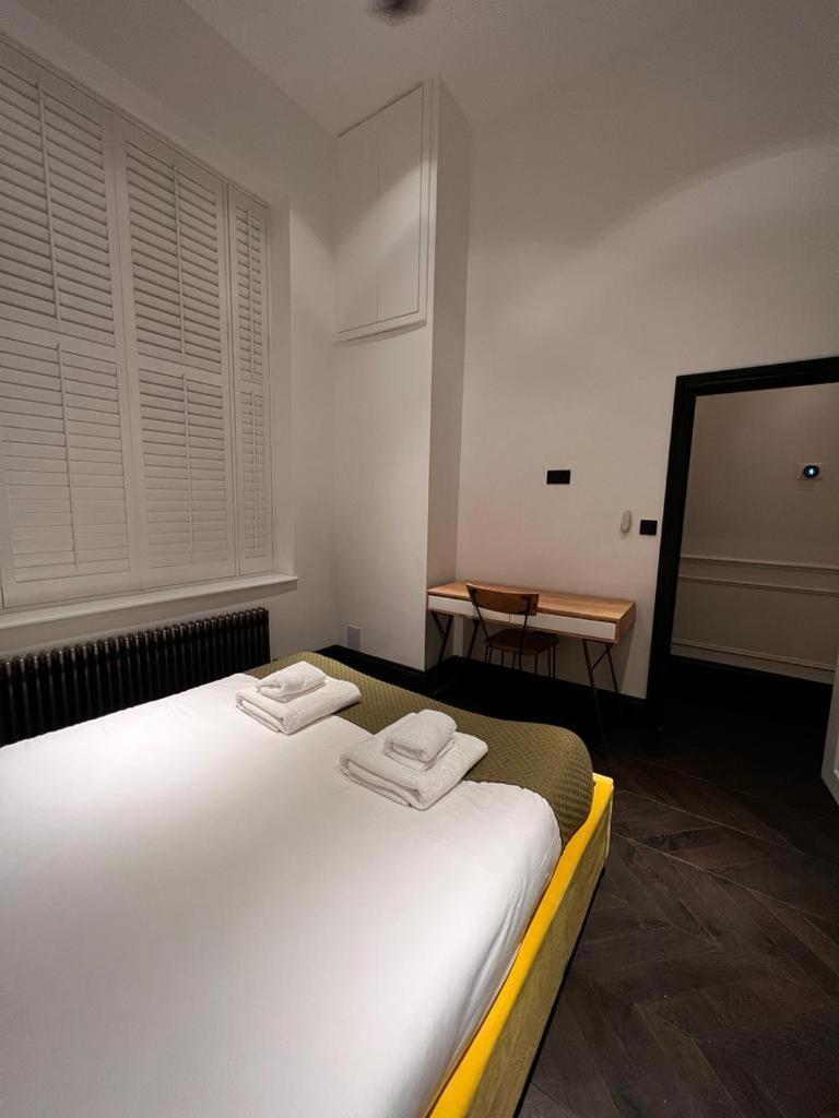 לונדון Earl'S Court Luxe Apartment מראה חיצוני תמונה